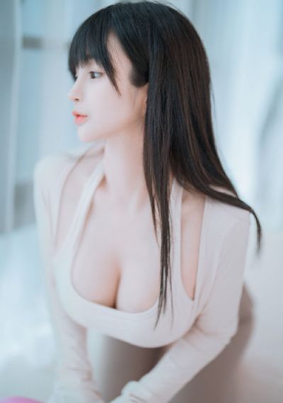 春咲梓美